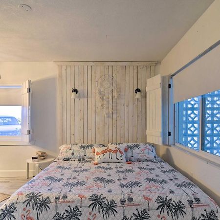 Idyllic Pass-A-Grille Studio - Walk To The Beach! セント・ピート・ビーチ エクステリア 写真